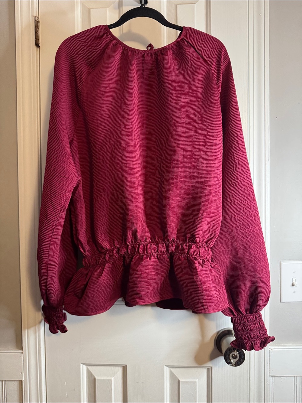 Women's Gathered-Waist Long Sleeve Top - Raspberry (R)
